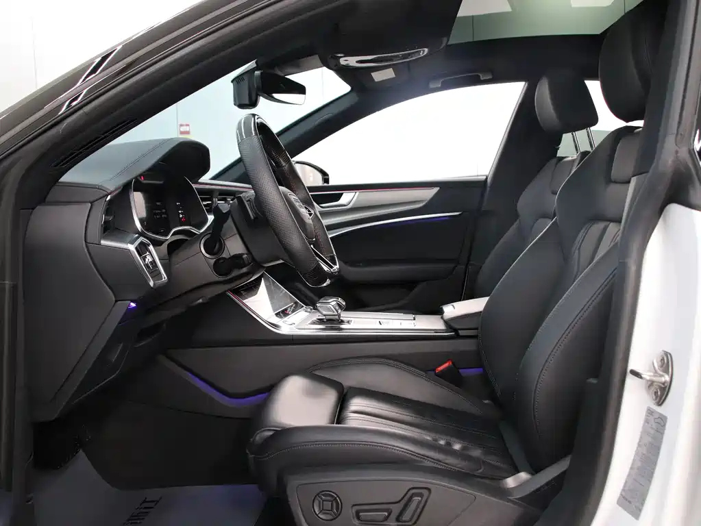 AUDI A7 2022