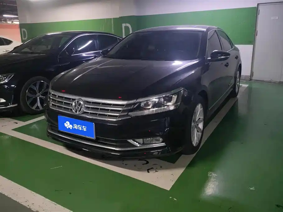 VOLKSWAGEN PASSAT 2016