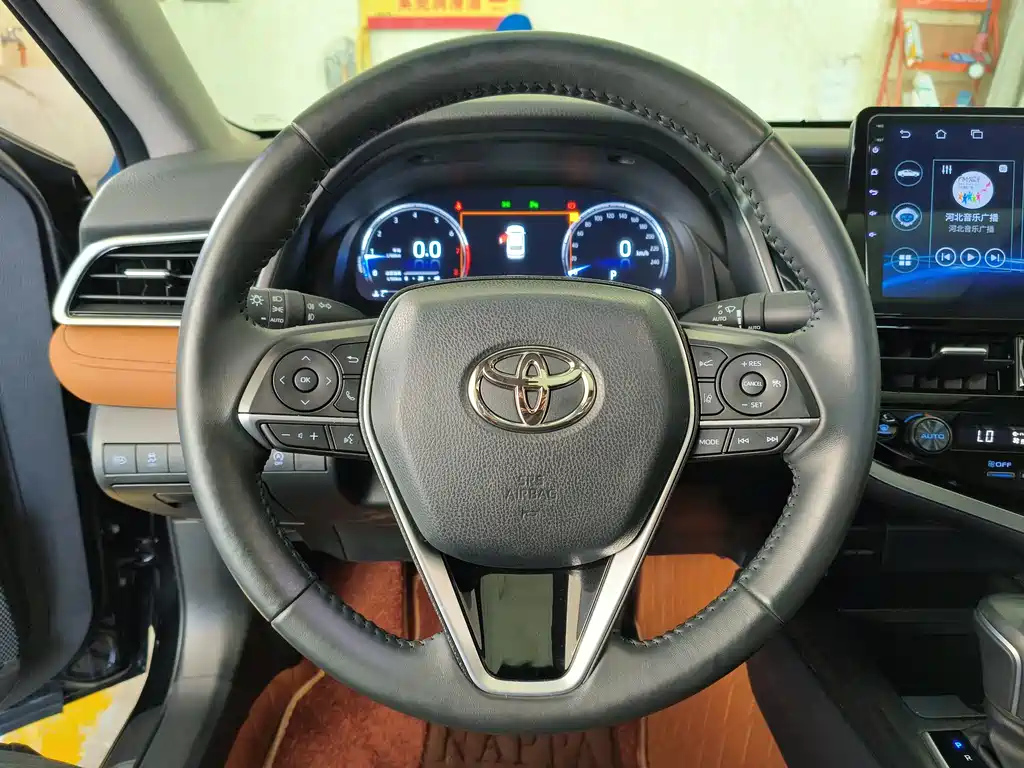 TOYOTA CAMRY 2022
