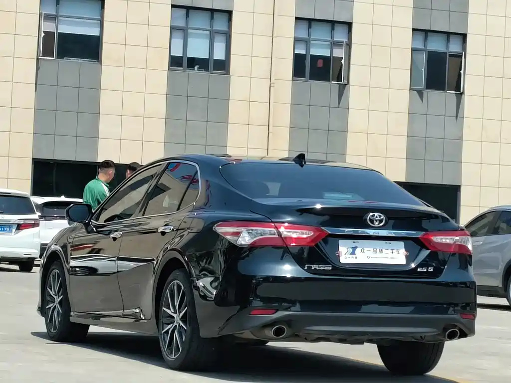 TOYOTA CAMRY 2022