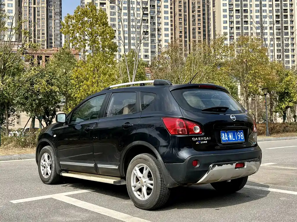 NISSAN QASHQAI 2014