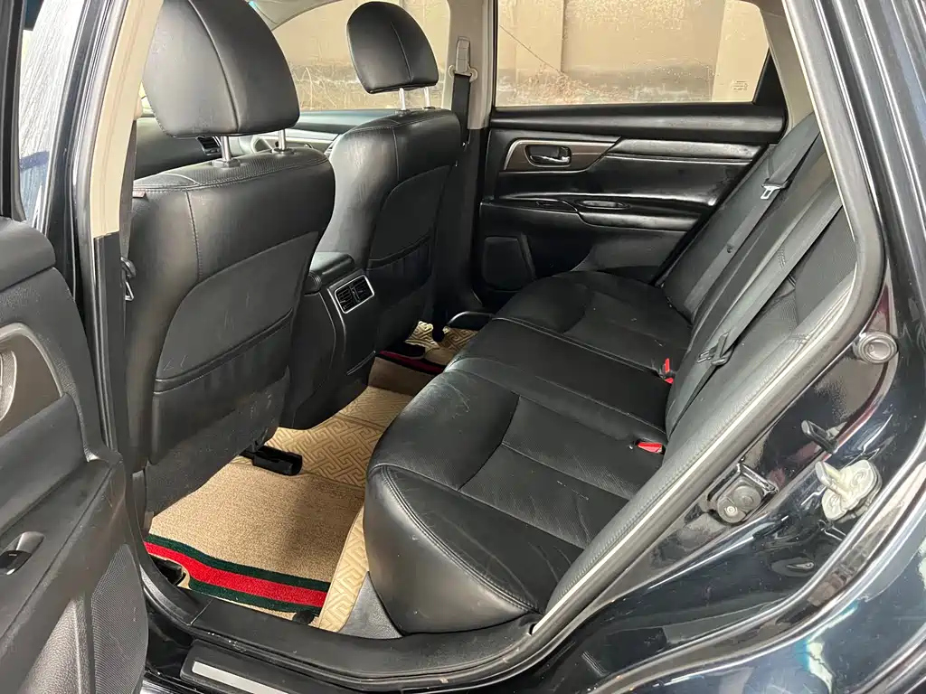 NISSAN TEANA 2016
