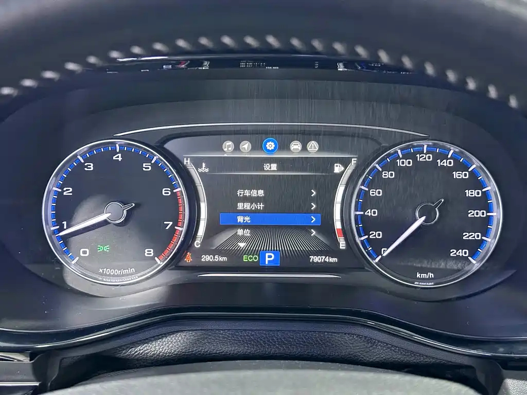 TRUMPCHI M8 2018