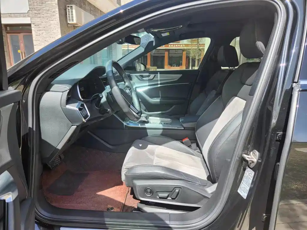 AUDI A6L 2022