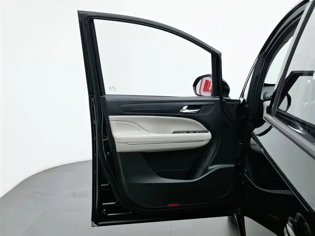 TRUMPCHI M6 2021