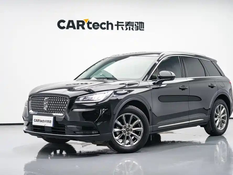 LINCOLN ADVENTURER 2021