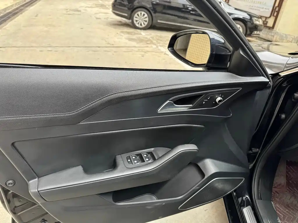 HONGQI H5 2022