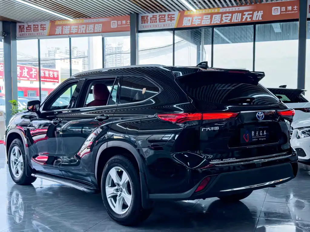 TOYOTA HIGHLANDER 2022