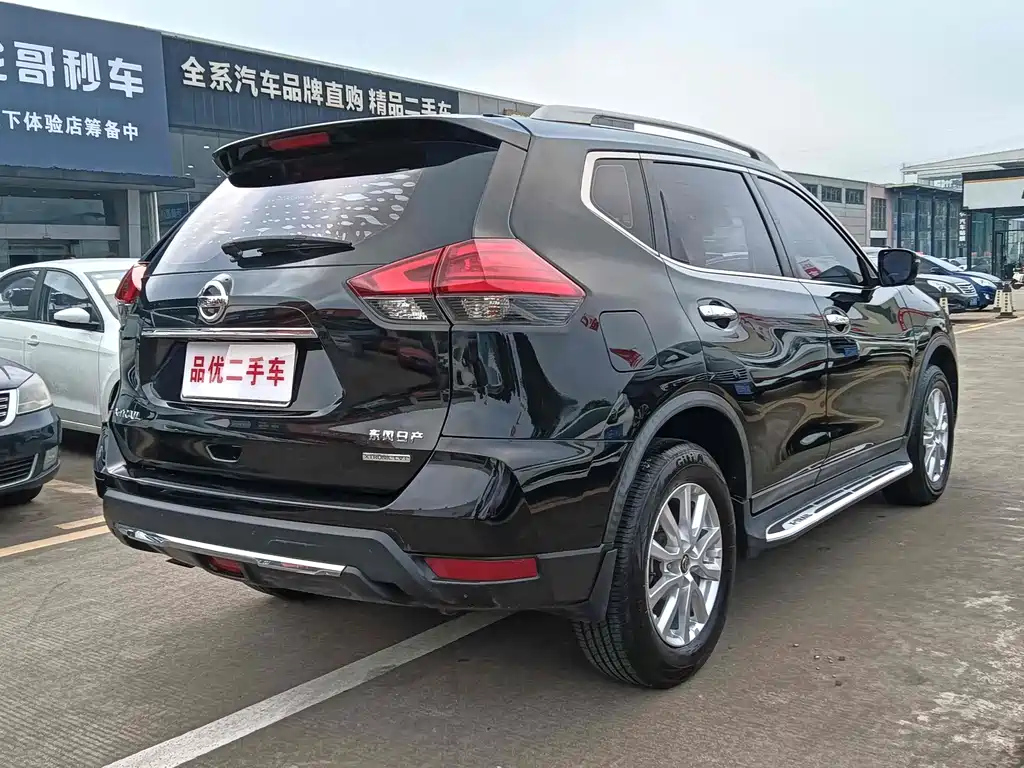NISSAN X-TRAIL 2019