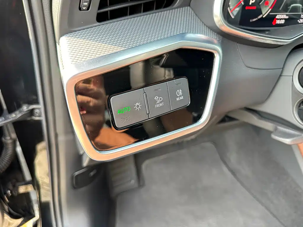 AUDI A6L 2021