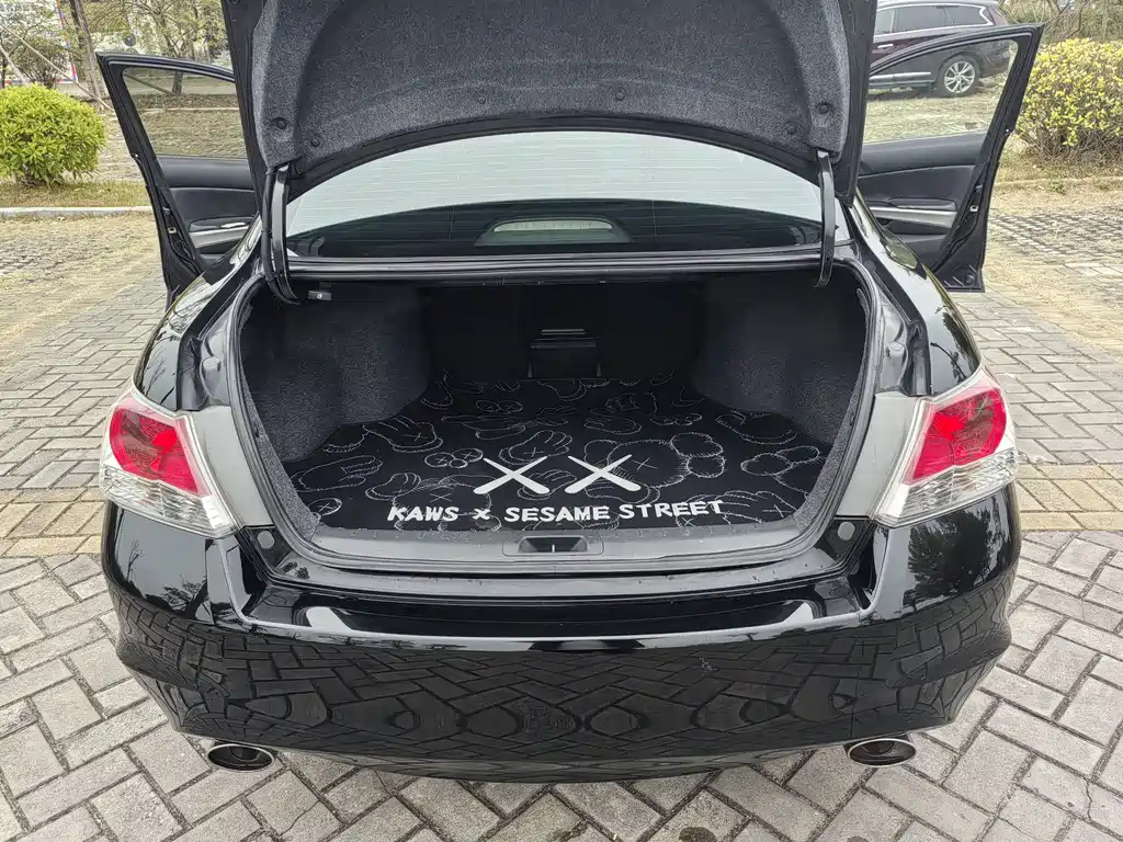 HONDA ACCORD 2010