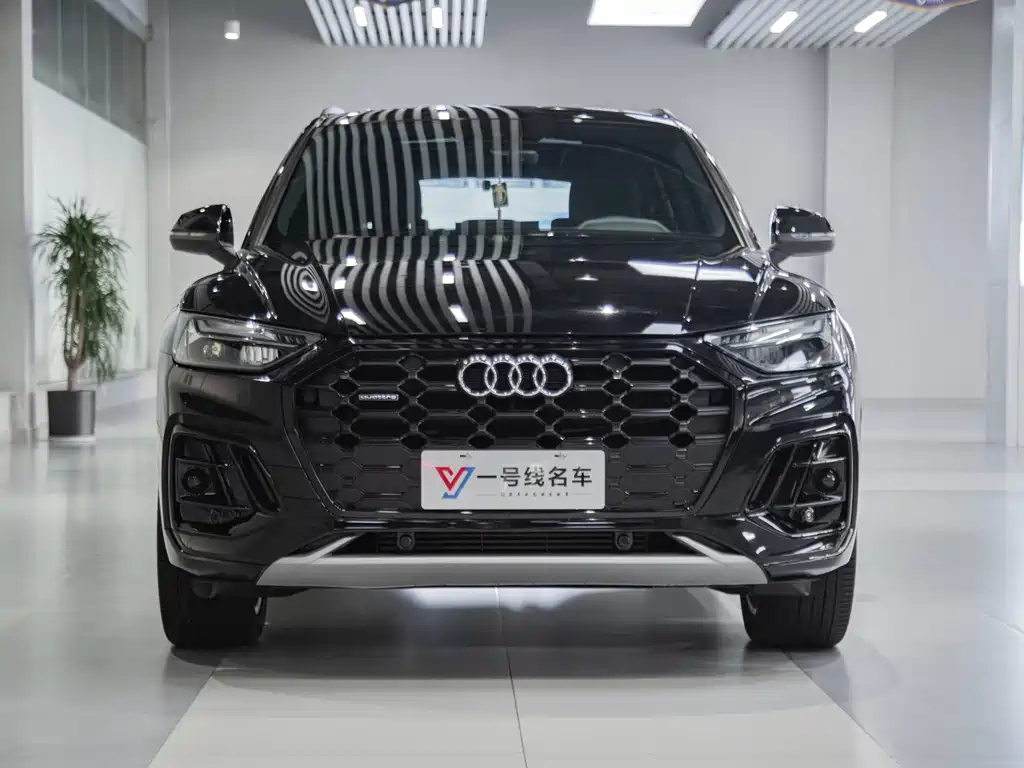 AUDI Q5L 2022