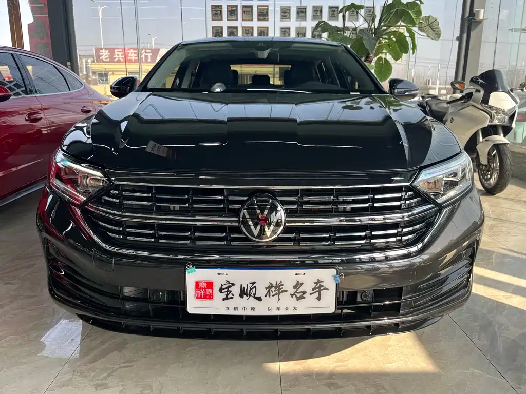 VOLKSWAGEN SAGITAR 2024