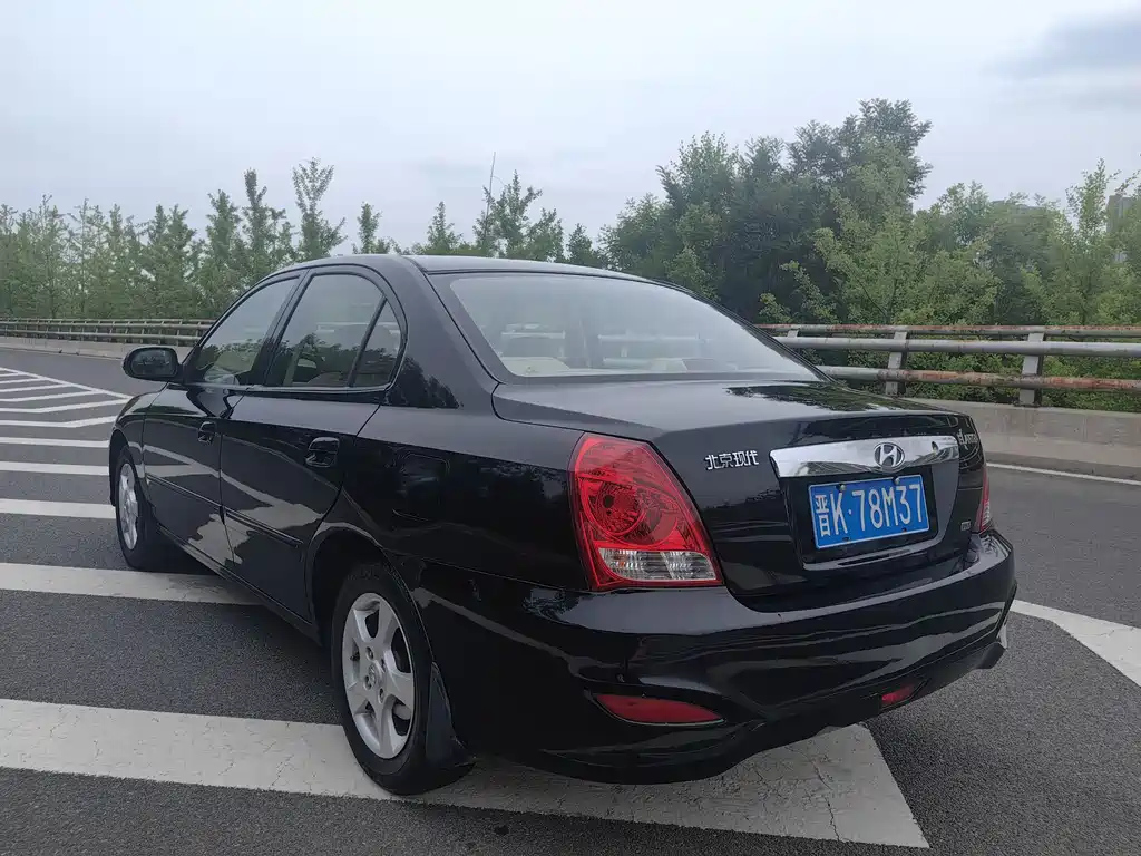 HYUNDAI ELANTRA 2011