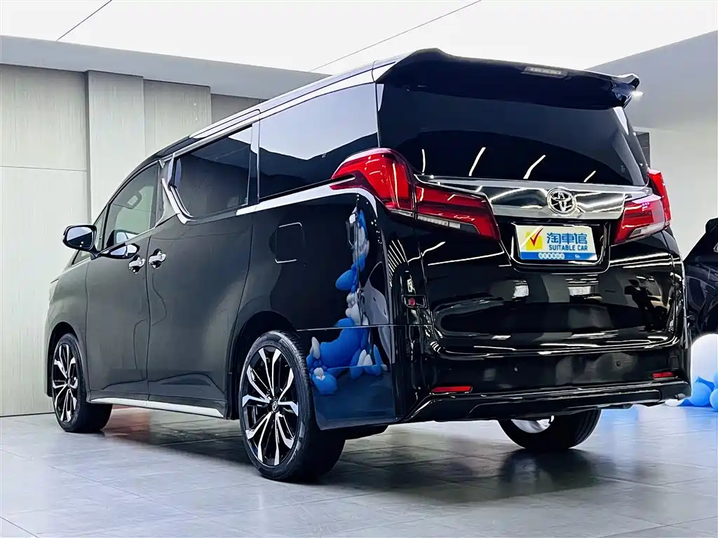 TOYOTA ALPHARD 2018