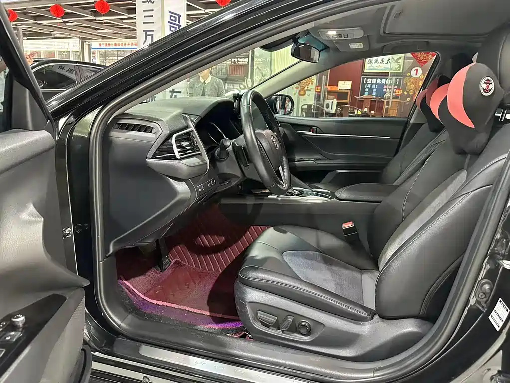 TOYOTA CAMRY 2022