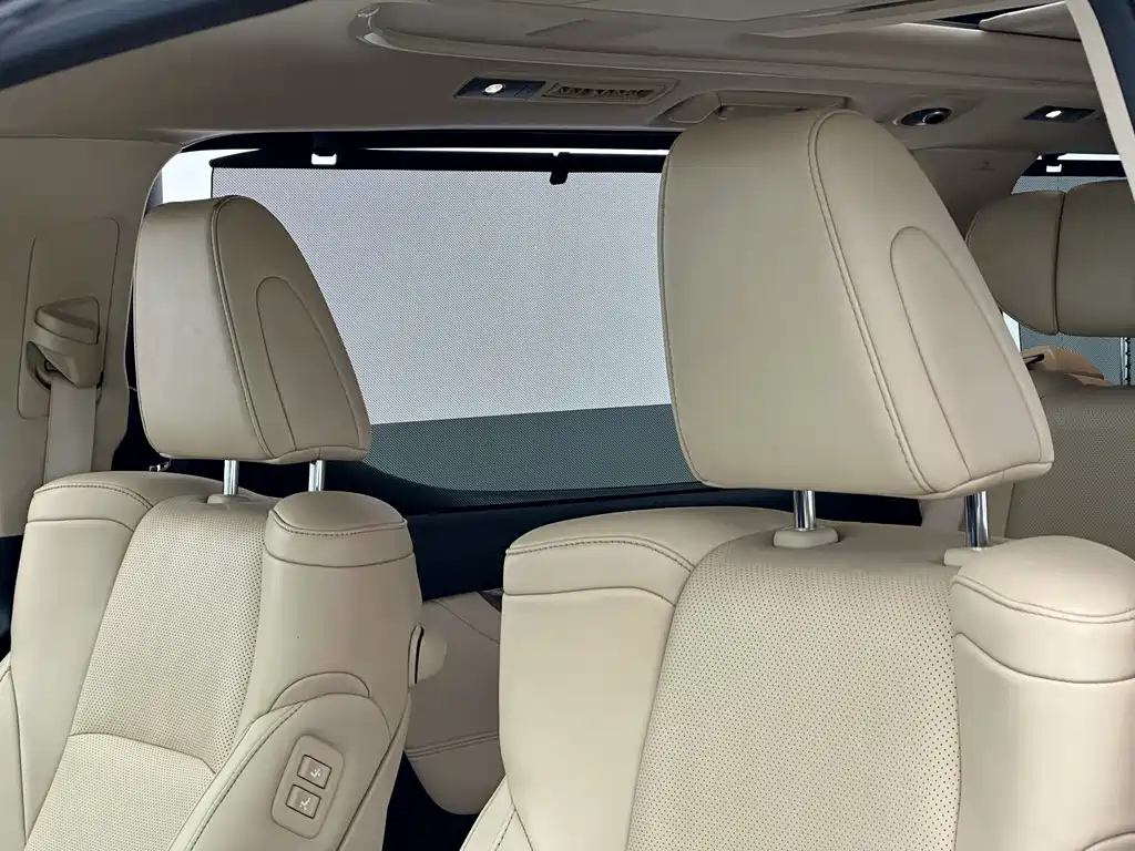 TOYOTA ALPHARD 2018