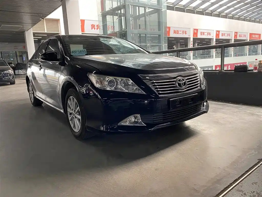 TOYOTA CAMRY 2013