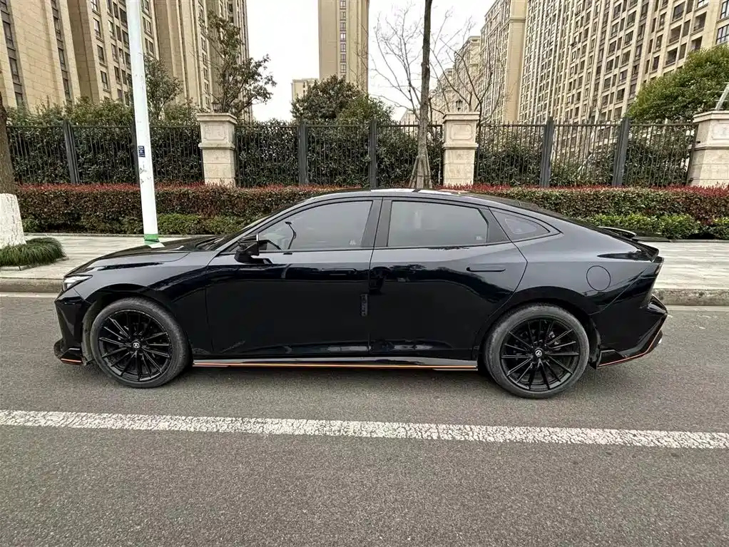 CHANGAN UNI-V 2023