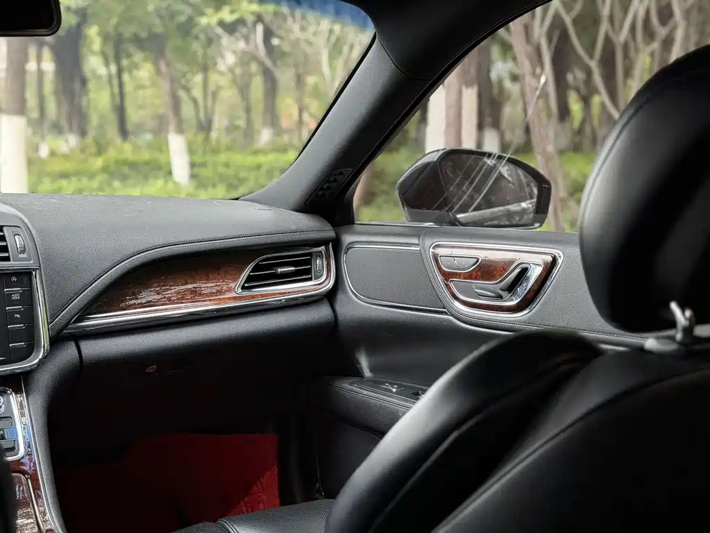 LINCOLN CONTINENTAL 2017