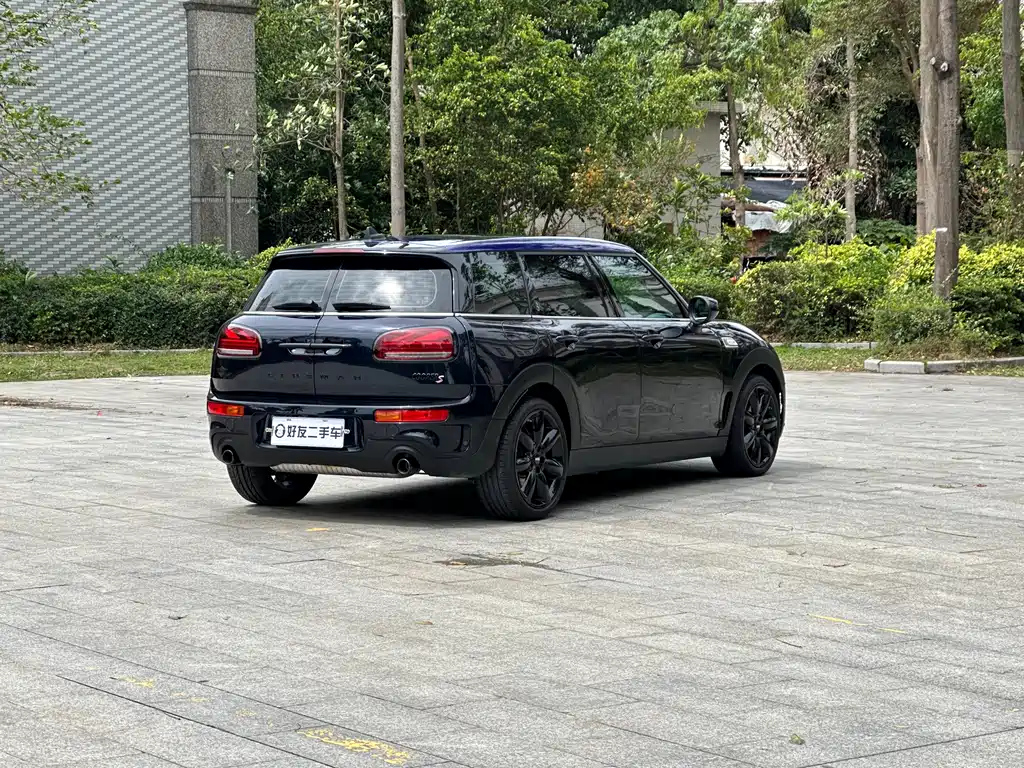 MINI CLUBMAN 2022