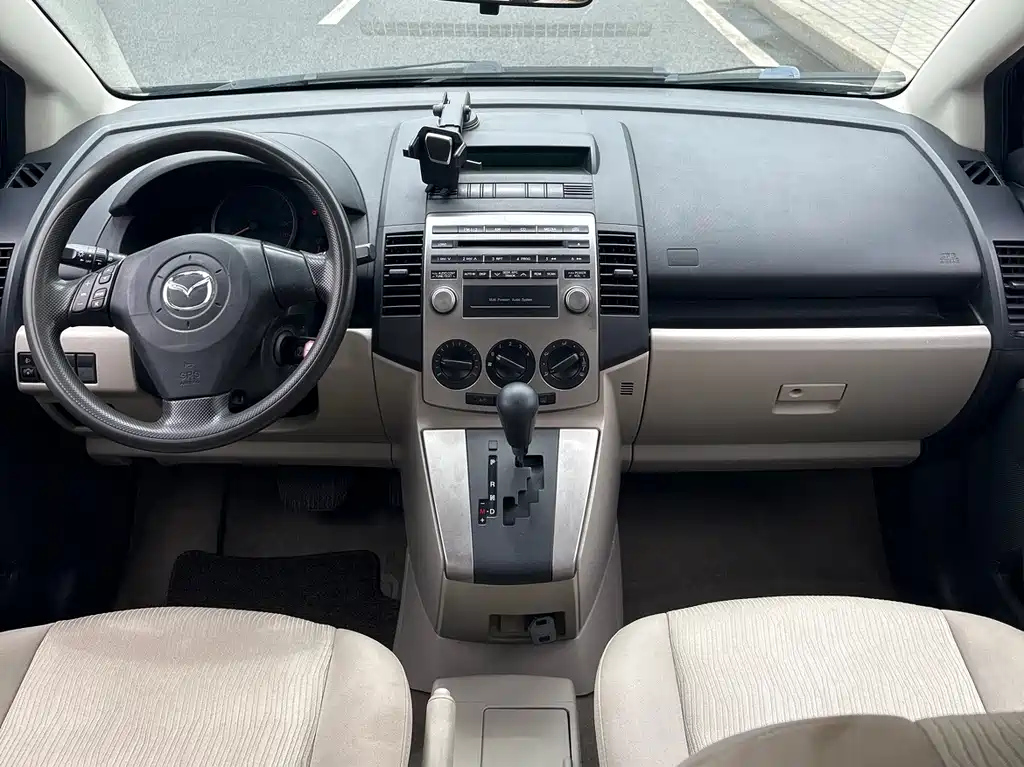 MAZDA 5 2011