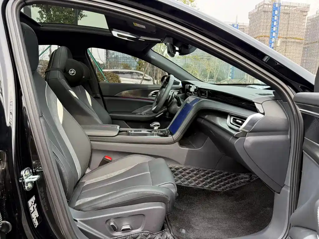 HONGQI H6 2023