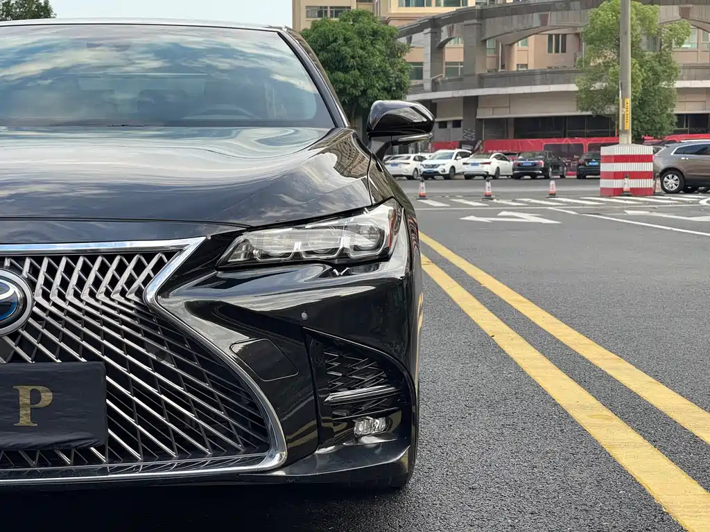 TOYOTA AVALON 2019