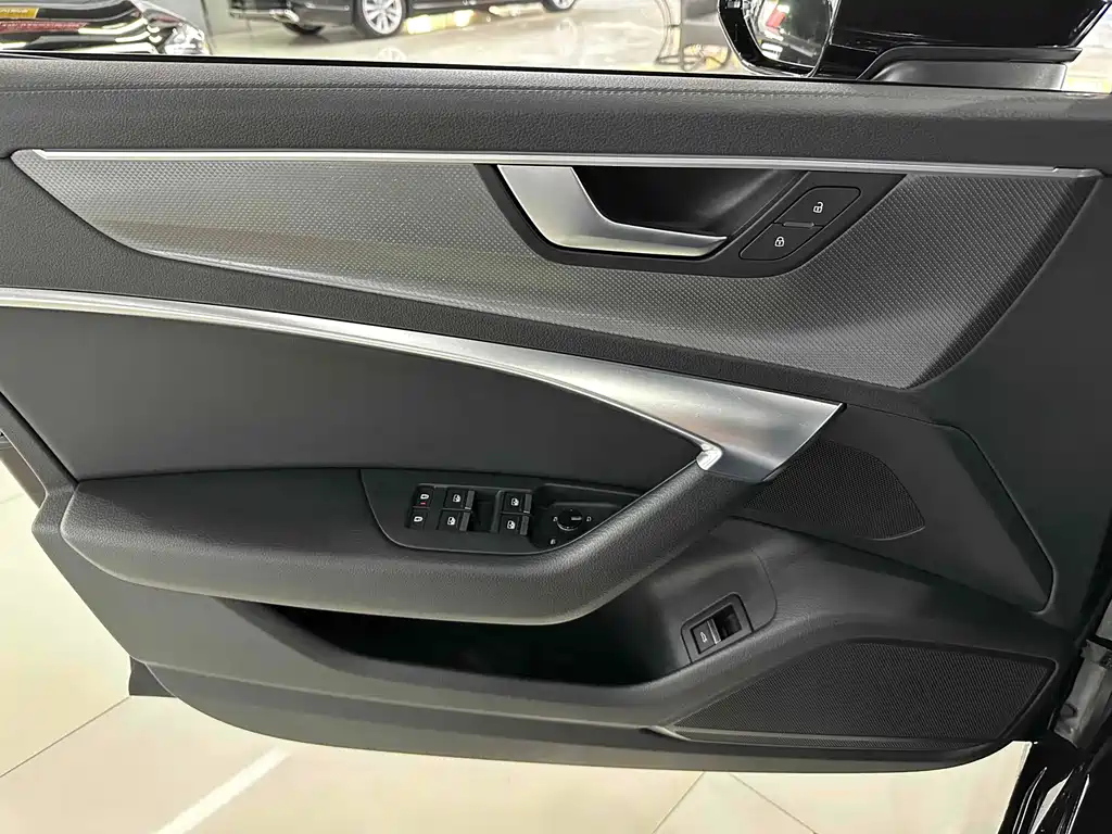 AUDI A6L 2020