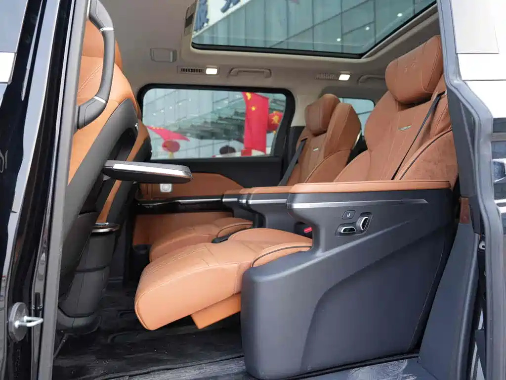 HONGQI HQ9 2023
