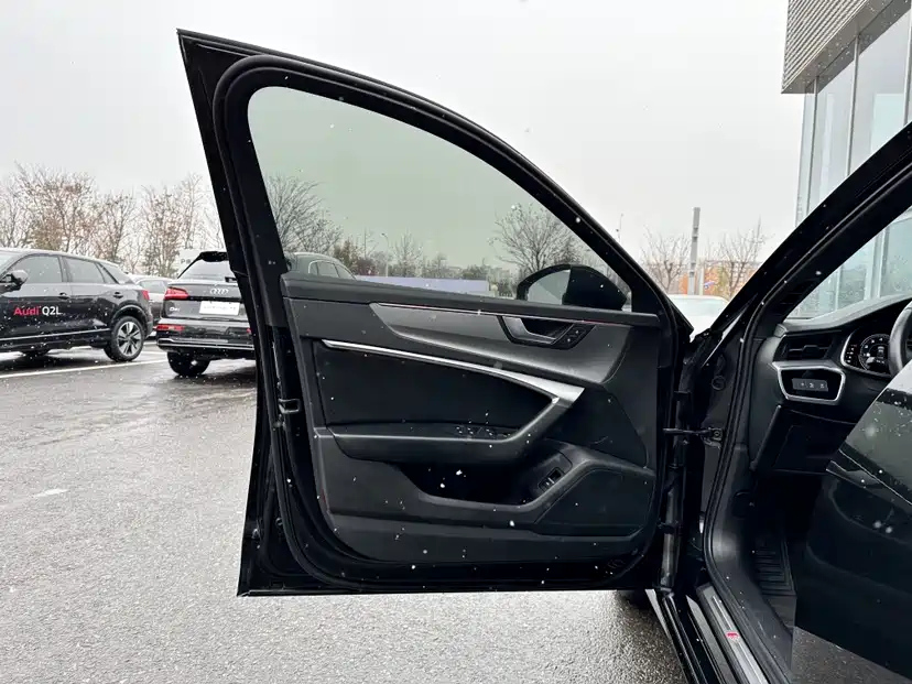 AUDI A6L 2022