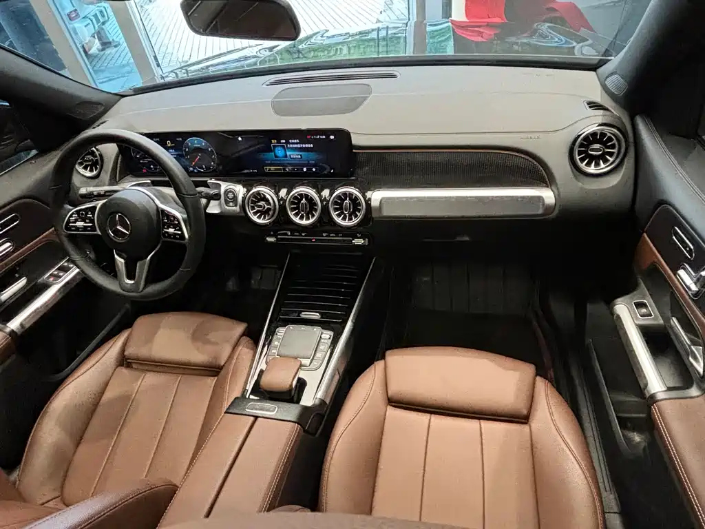 MERCEDES BENZ GLB 2021
