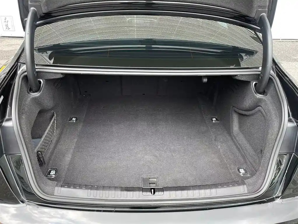 AUDI A6L 2021