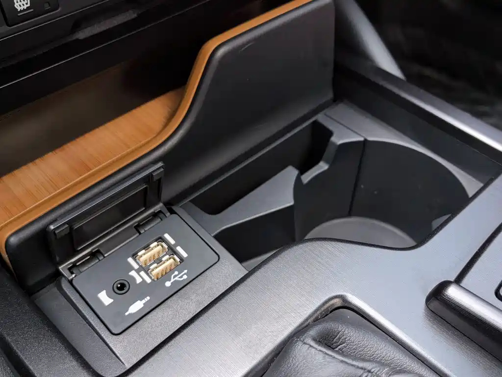 LEXUS ES 2022