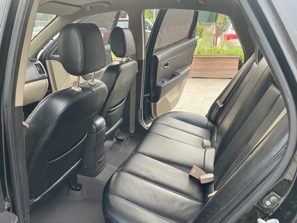 HYUNDAI CELESTA 2014