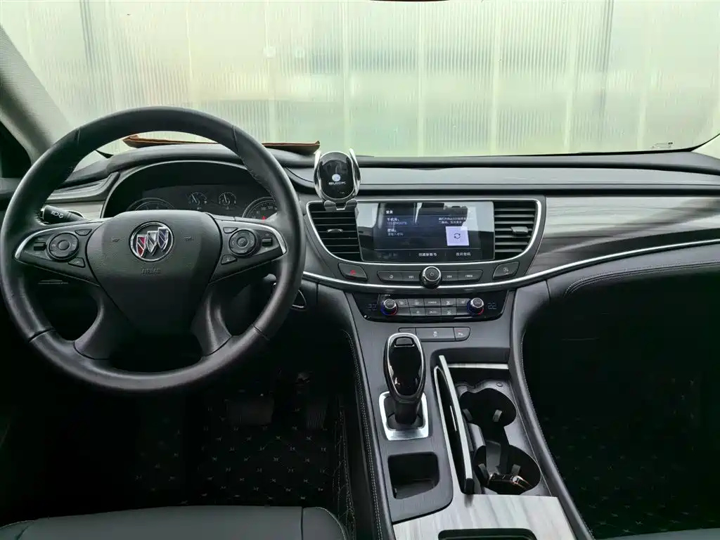 BUICK LACROSSE 2022