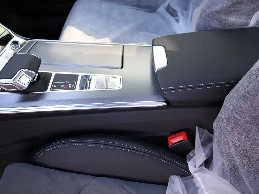 AUDI A6L 2024
