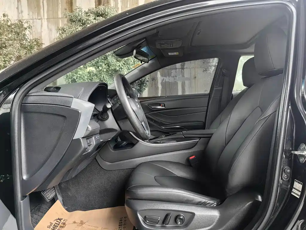 TOYOTA AVALON 2021