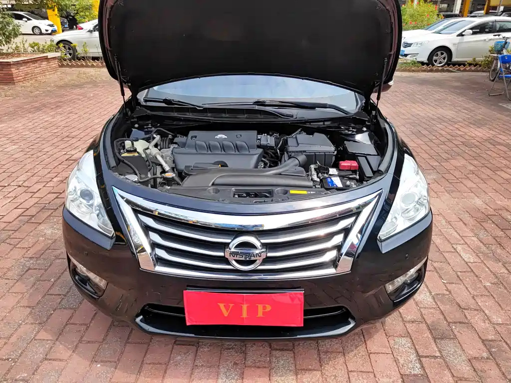 NISSAN TEANA 2016
