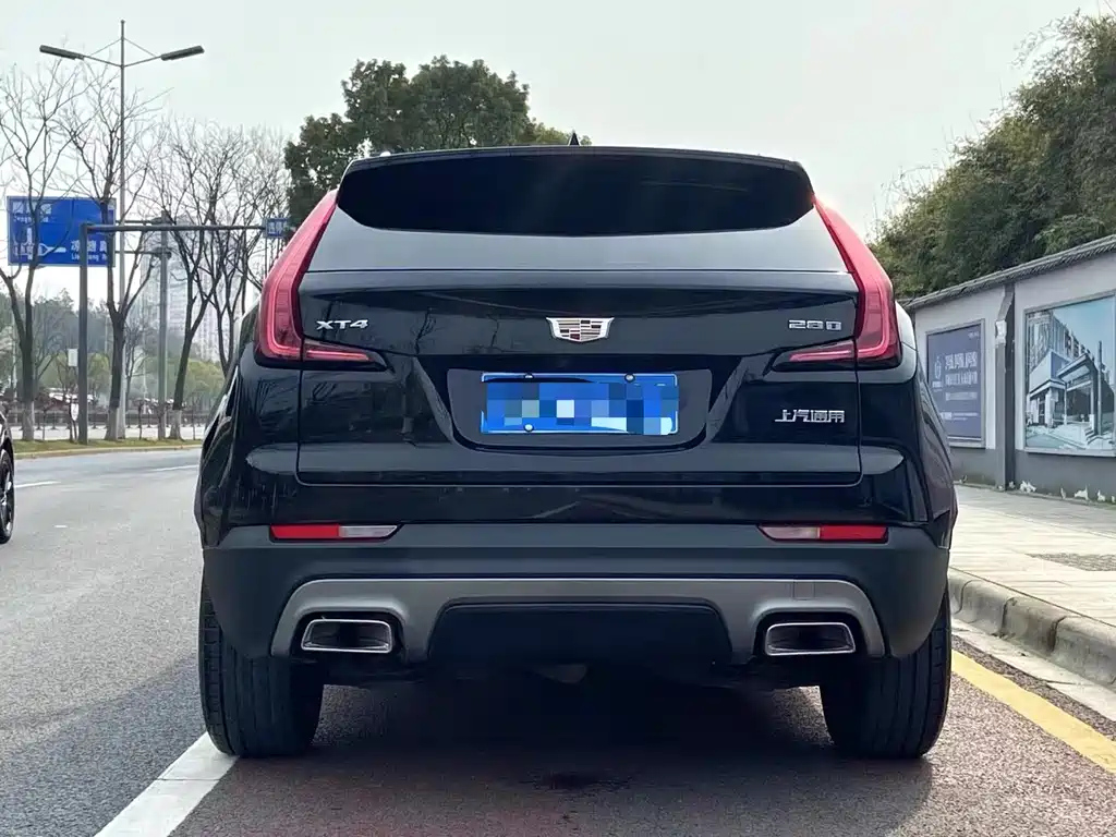 CADILLAC XT4 2022
