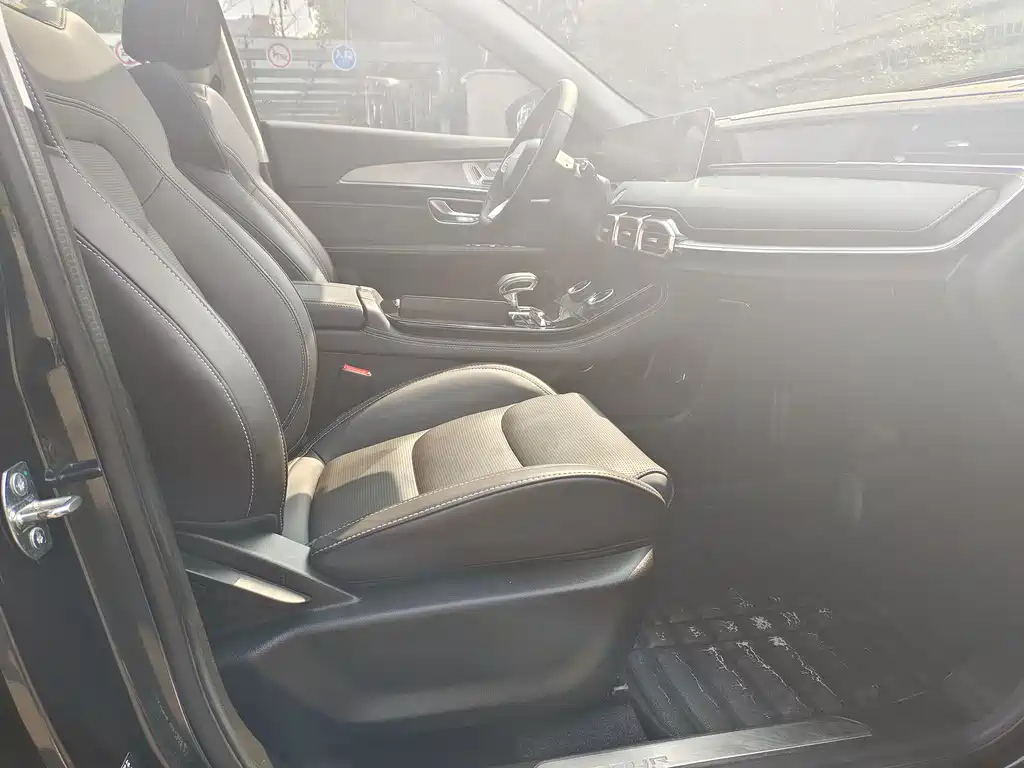 JETOUR X70 PLUS 2021