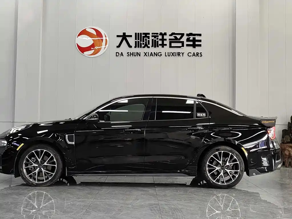 LYNK&CO 03 NEW ENERGY 2020
