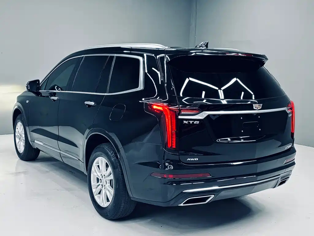 CADILLAC XT6 2021
