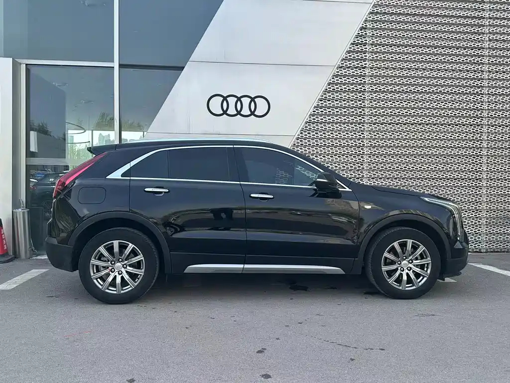CADILLAC XT4 2020