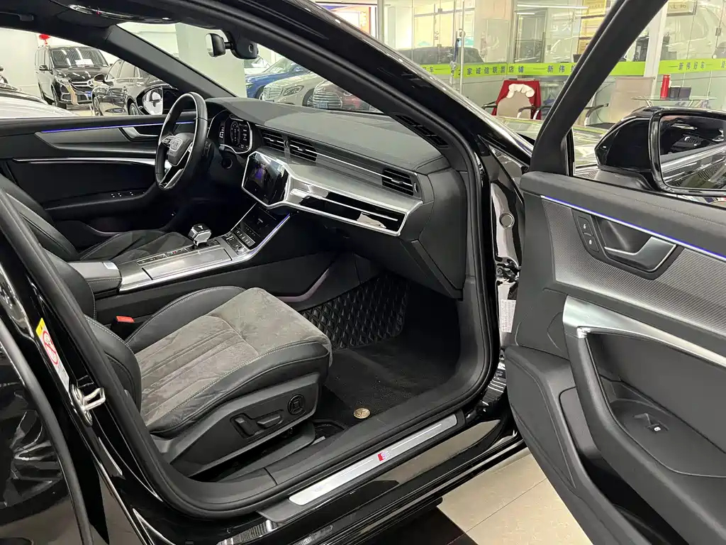 AUDI A6L 2022