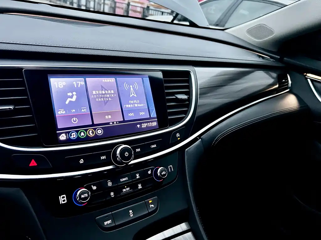 BUICK LACROSSE 2021