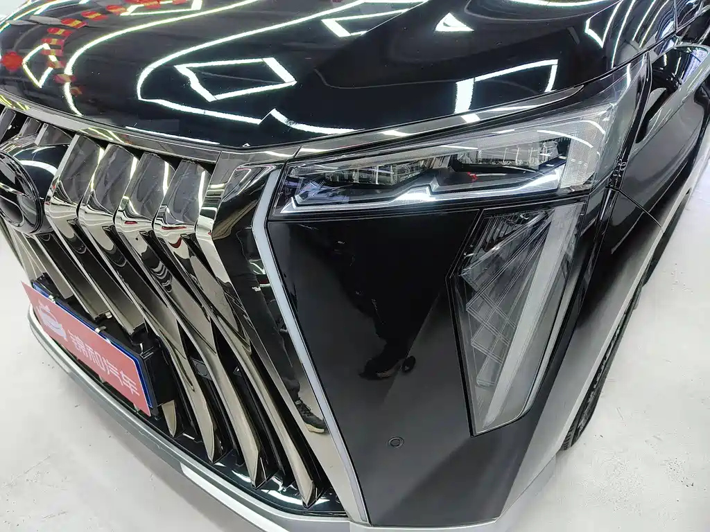 TRUMPCHI M8 2023