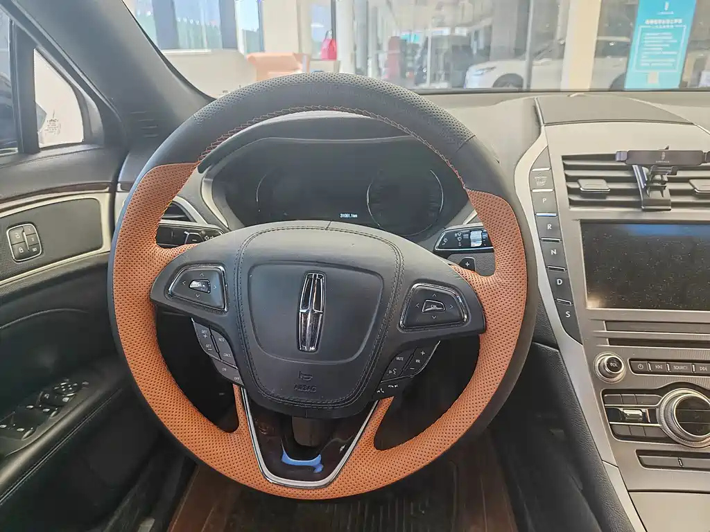 LINCOLN MKZ 2017