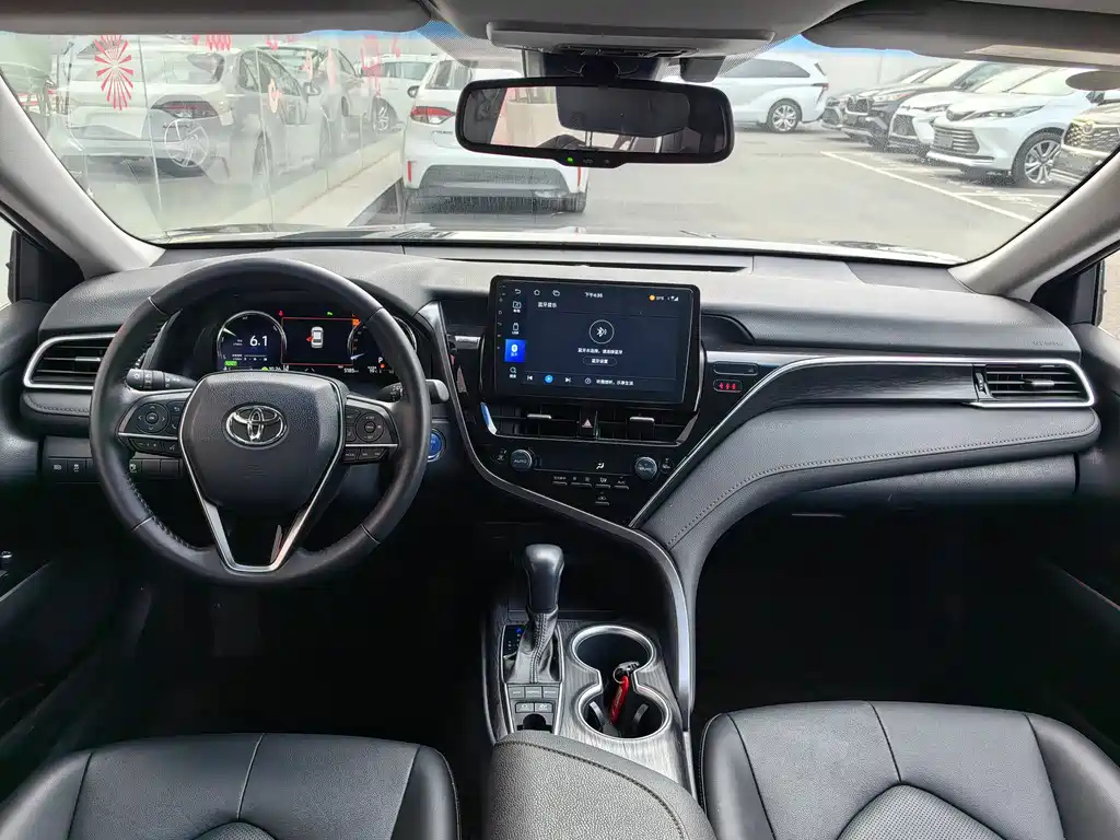 TOYOTA CAMRY 2022