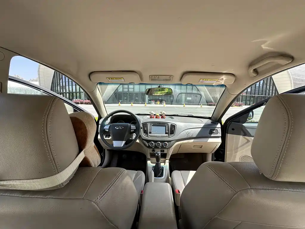 CHERY E5 2012